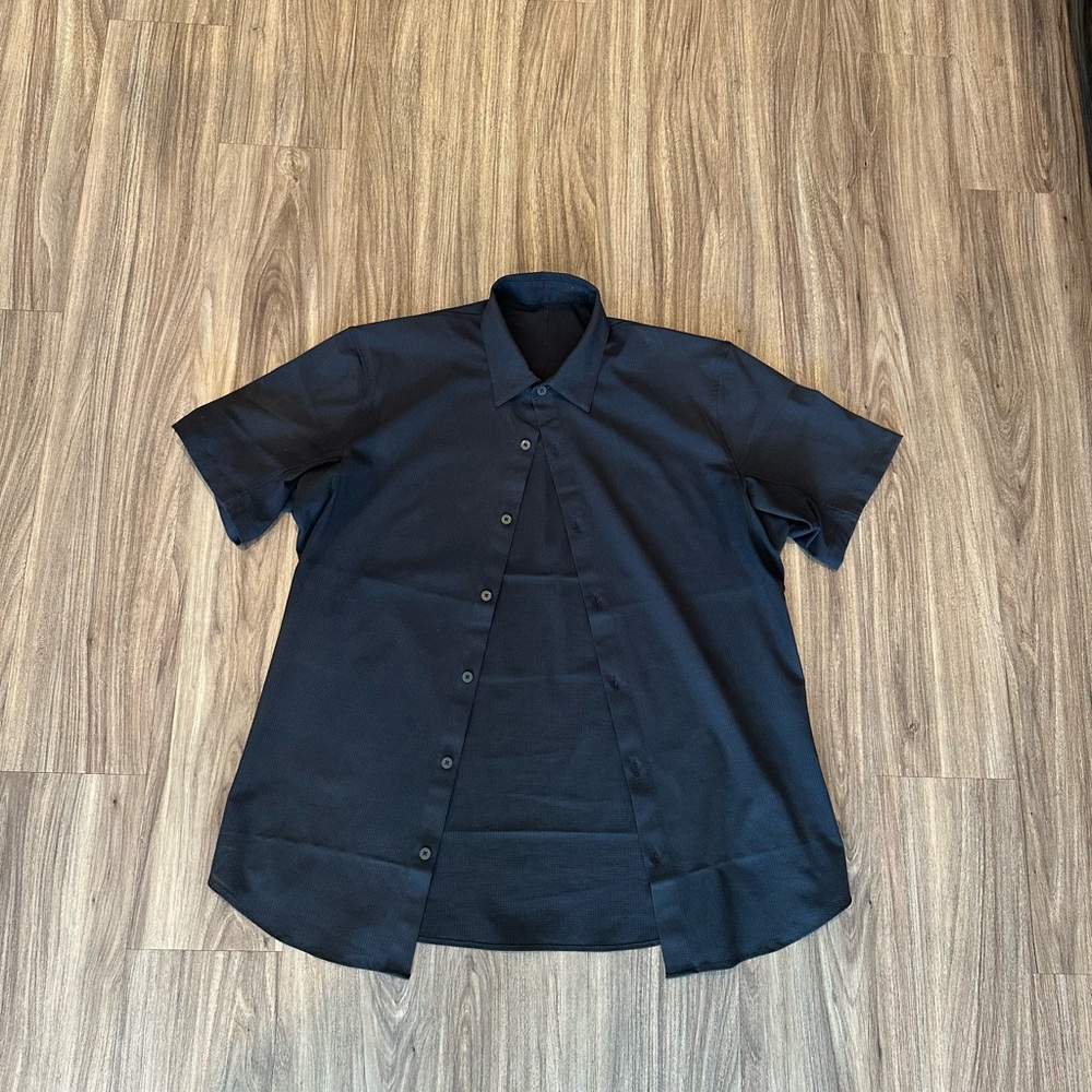 Lululemon Airing Easy Short-sleeve Button Down Shirt